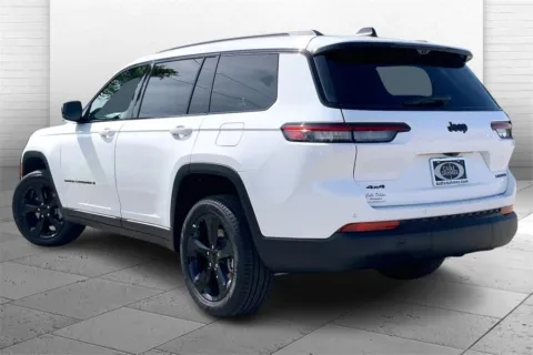 Another view of 2025 Jeep Grand Cherokee L Limited for sale in Kansas City, MO at Cable Dahmer Chrysler Dodge Jeep Ram of Kansas City