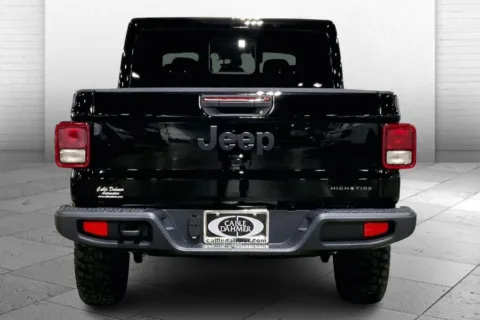 More photos of 2025 Jeep Gladiator High Tide at Cable Dahmer Chrysler Dodge Jeep Ram of Kansas City, MO