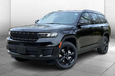 Photos of 2025 Jeep Grand Cherokee GRAND CHEROKEE L ALTITUDE X 4X4 for sale in Kansas City, MO at Cable Dahmer Chrysler Dodge Jeep Ram of Kansas City