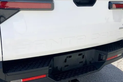 More photos of 2023 Hyundai SANTA CRUZ SEL at Cable Dahmer Chrysler Dodge Jeep Ram of Kansas City, MO