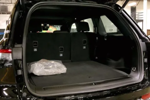 More photos of 2025 Jeep Grand Cherokee Laredo X at Cable Dahmer Chrysler Dodge Jeep Ram of Kansas City, MO