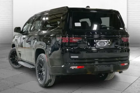 Another view of 2025 Jeep Wagoneer Series II Carbide for sale in Kansas City, MO at Cable Dahmer Chrysler Dodge Jeep Ram of Kansas City