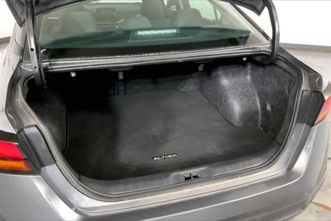 More photos of 2023 Nissan Altima 2.5 S at Cable Dahmer Chrysler Dodge Jeep Ram of Kansas City, MO