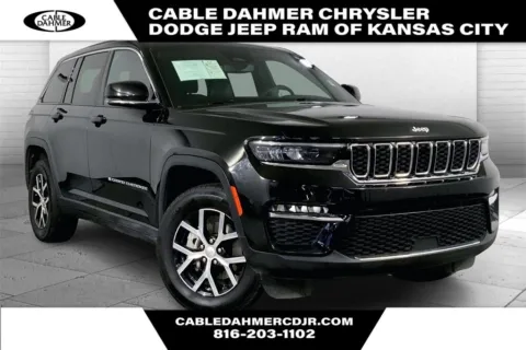 Black 2024 Jeep Grand Cherokee Limited for sale in Kansas City, MO