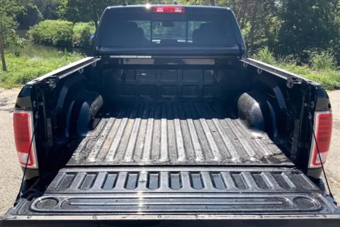More photos of 2017 Ram 1500 Laramie at Cable Dahmer Chrysler Dodge Jeep Ram of Kansas City, MO