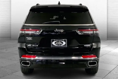 Another view of 2021 Jeep Grand Cherokee L Overland for sale in Kansas City, MO at Cable Dahmer Chrysler Dodge Jeep Ram of Kansas City