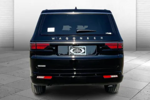More photos of 2025 Jeep Wagoneer L Series II Limited at Cable Dahmer Chrysler Dodge Jeep Ram of Kansas City, MO