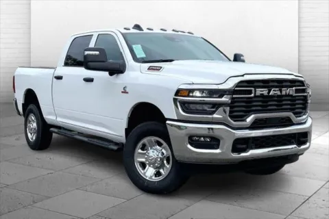 White 2025 RAM Ram 2500 RAM 2500 TRADESMAN CREW CAB 4X4 6'4' BOX for sale in Kansas City, MO