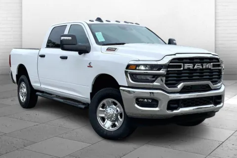 White 2025 RAM Ram 2500 RAM 2500 TRADESMAN CREW CAB 4X4 6'4' BOX for sale in Kansas City, MO
