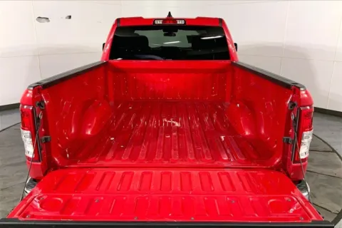 More photos of 2022 Ram 1500 Big Horn/Lone Star at Cable Dahmer Chrysler Dodge Jeep Ram of Kansas City, MO
