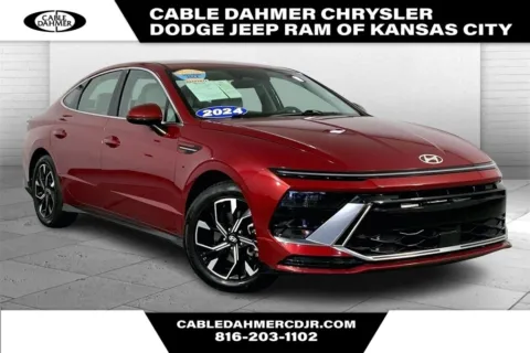 Red 2024 Hyundai SONATA SEL for sale in Kansas City, MO