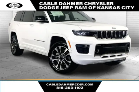 White 2023 Jeep Grand Cherokee L Overland for sale in Kansas City, MO