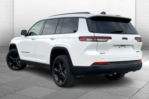 Another view of 2025 Jeep Grand Cherokee L Limited for sale in Kansas City, MO at Cable Dahmer Chrysler Dodge Jeep Ram of Kansas City