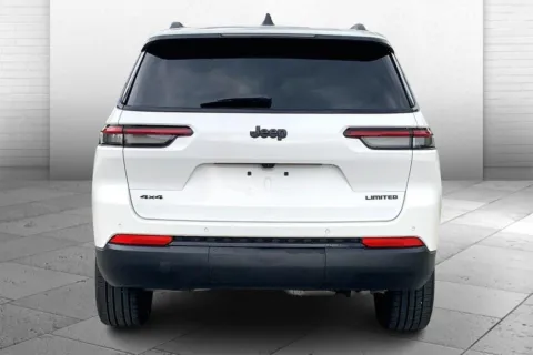 More photos of 2025 Jeep Grand Cherokee L Limited at Cable Dahmer Chrysler Dodge Jeep Ram of Kansas City, MO