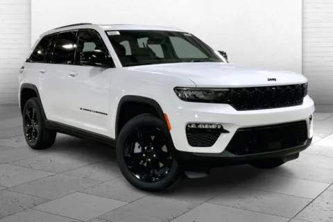 White 2025 Jeep Grand Cherokee GRAND CHEROKEE LIMITED 4X4 for sale in Kansas City, MO