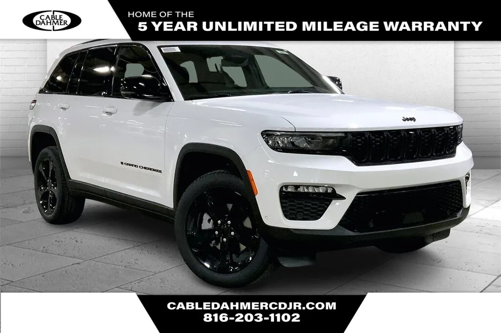 White 2025 Jeep Grand Cherokee Limited for sale in Kansas City, MO