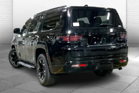 Another view of 2025 Jeep Wagoneer WAGONEER OVERLAND 4X4 for sale in Kansas City, MO at Cable Dahmer Chrysler Dodge Jeep Ram of Kansas City