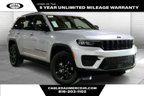 Silver 2025 Jeep Grand Cherokee Altitude X for sale in Kansas City, MO