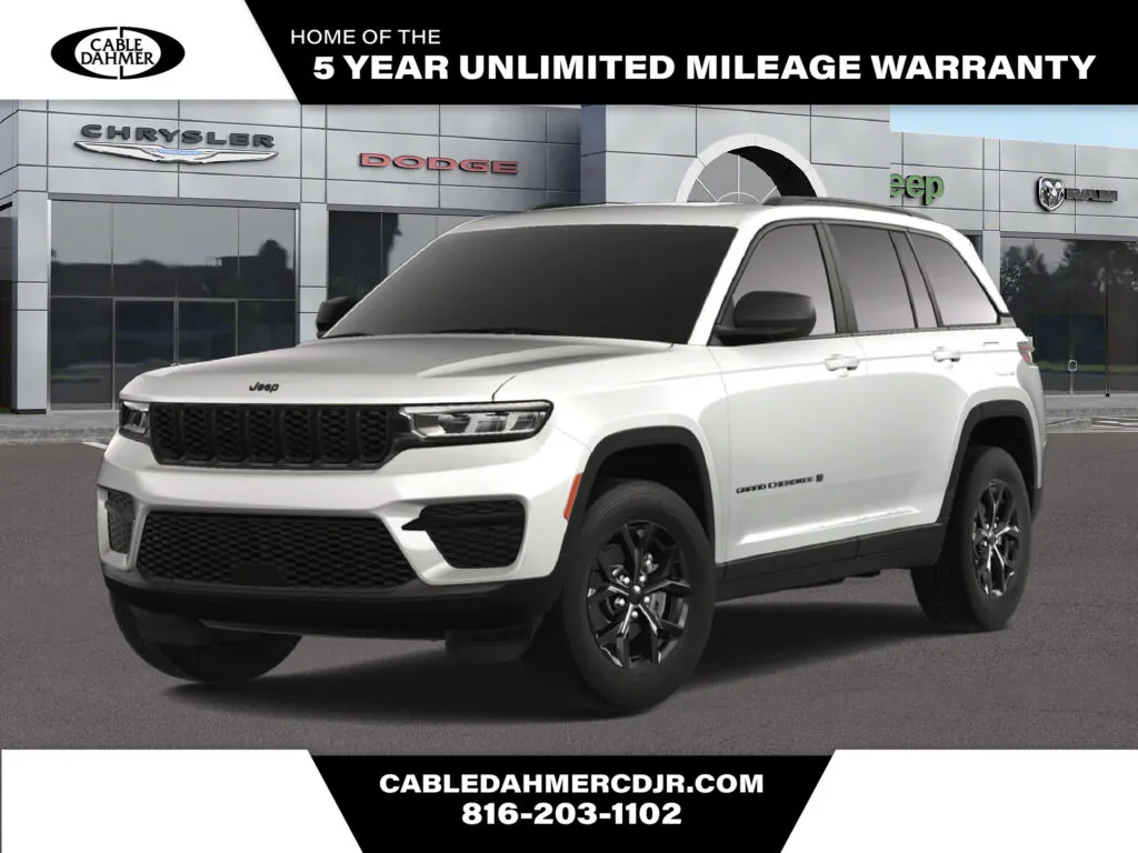 White 2025 Jeep Grand Cherokee Altitude X for sale in Kansas City, MO