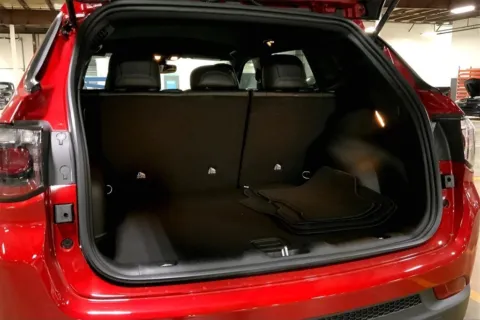 More photos of 2025 Jeep Compass Latitude at Cable Dahmer Chrysler Dodge Jeep Ram of Kansas City, MO