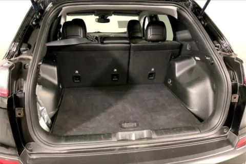More photos of 2022 Jeep Cherokee Trailhawk at Cable Dahmer Chrysler Dodge Jeep Ram of Kansas City, MO