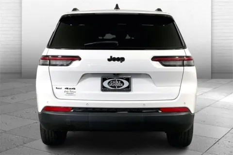 Another view of 2021 Jeep Grand Cherokee L Altitude for sale in Kansas City, MO at Cable Dahmer Chrysler Dodge Jeep Ram of Kansas City