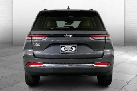 Another view of 2022 Jeep Grand Cherokee Limited for sale in Kansas City, MO at Cable Dahmer Chrysler Dodge Jeep Ram of Kansas City