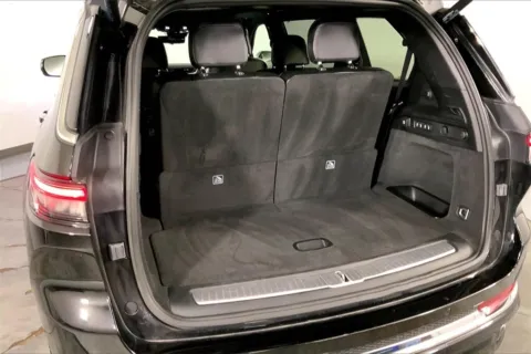 More photos of 2021 Jeep Grand Cherokee L Overland at Cable Dahmer Chrysler Dodge Jeep Ram of Kansas City, MO