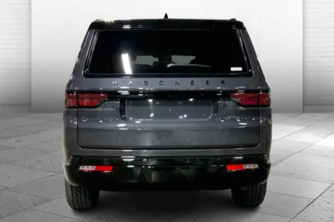 More photos of 2025 Jeep Wagoneer Series II Overland at Cable Dahmer Chrysler Dodge Jeep Ram of Kansas City, MO