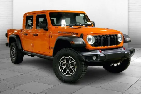 Orange 2025 Jeep Gladiator Rubicon for sale in Kansas City, MO
