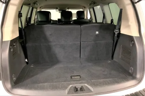 More photos of 2021 Nissan Armada SV at Cable Dahmer Chrysler Dodge Jeep Ram of Kansas City, MO
