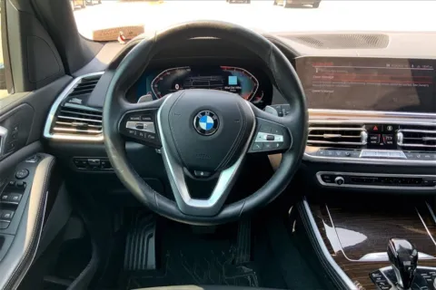 More photos of 2019 BMW X5 xDrive40i at Cable Dahmer Chrysler Dodge Jeep Ram of Kansas City, MO