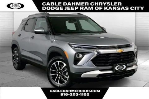 Gray 2024 Chevrolet TrailBlazer LT for sale in Kansas City, MO