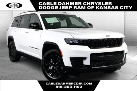White 2024 Jeep Grand Cherokee L Altitude for sale in Kansas City, MO
