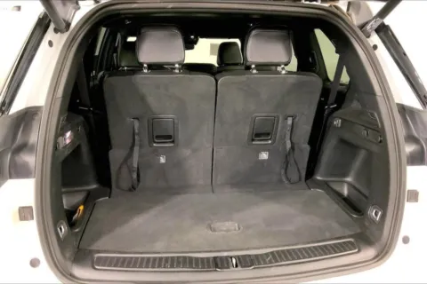 More photos of 2024 Jeep Grand Cherokee L Altitude at Cable Dahmer Chrysler Dodge Jeep Ram of Kansas City, MO