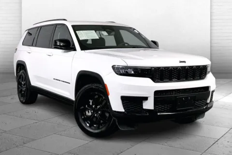 White 2024 Jeep Grand Cherokee L Altitude for sale in Kansas City, MO