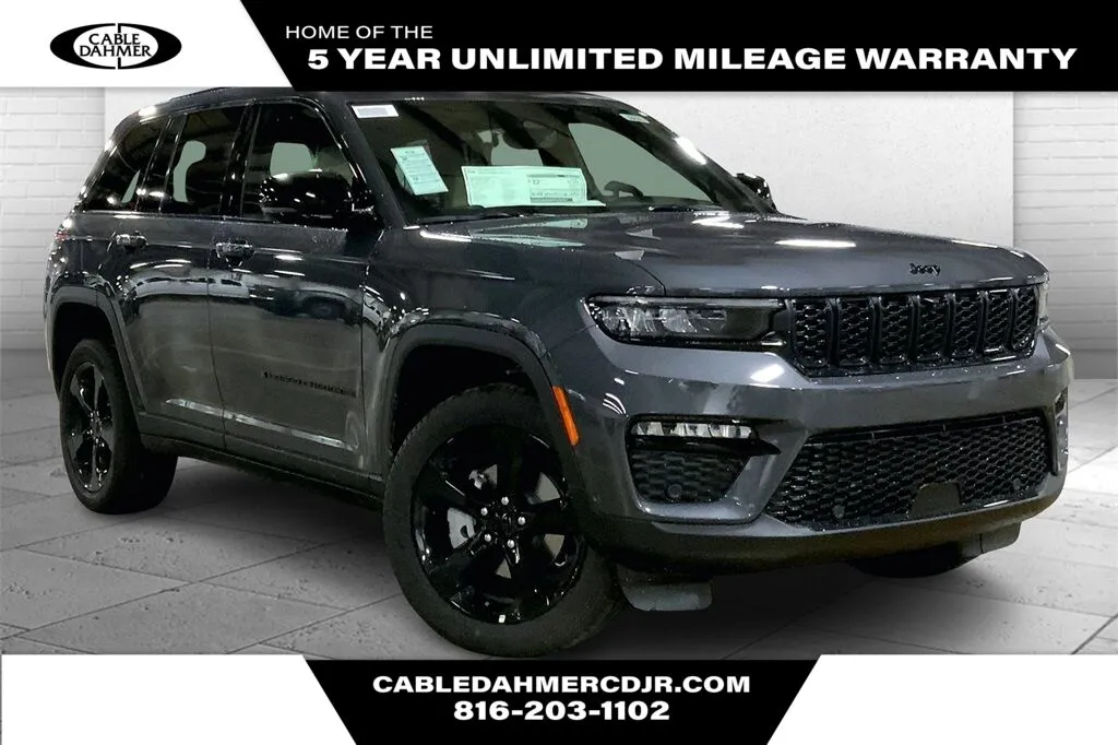 Gray 2025 Jeep Grand Cherokee Limited for sale in Kansas City, MO