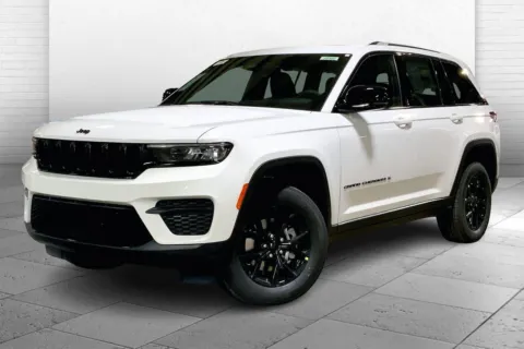 Photos of 2025 Jeep Grand Cherokee GRAND CHEROKEE ALTITUDE X 4X4 for sale in Kansas City, MO at Cable Dahmer Chrysler Dodge Jeep Ram of Kansas City