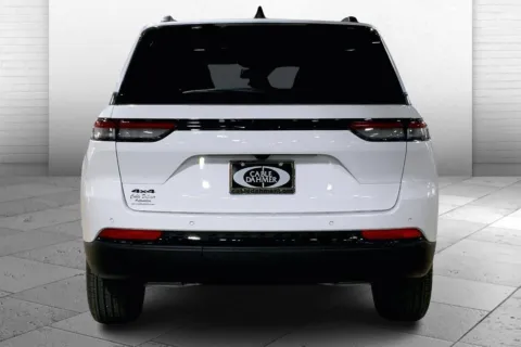 More photos of 2025 Jeep Grand Cherokee GRAND CHEROKEE ALTITUDE X 4X4 at Cable Dahmer Chrysler Dodge Jeep Ram of Kansas City, MO