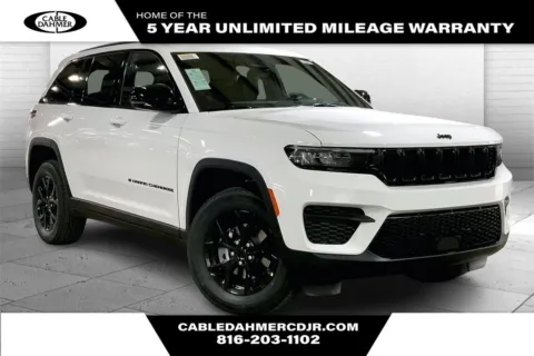 White 2025 Jeep Grand Cherokee for sale in Kansas City, MO