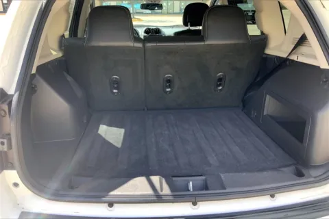 More photos of 2017 Jeep Compass Latitude at Cable Dahmer Chrysler Dodge Jeep Ram of Kansas City, MO