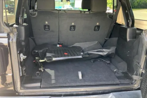 More photos of 2019 Jeep Wrangler Unlimited Unlimited Sport S at Cable Dahmer Chrysler Dodge Jeep Ram of Kansas City, MO