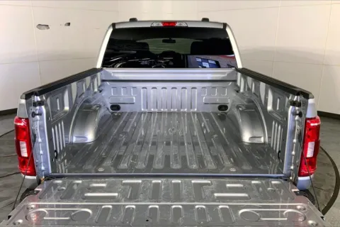 More photos of 2022 Ford F-150 XLT at Cable Dahmer Chrysler Dodge Jeep Ram of Kansas City, MO