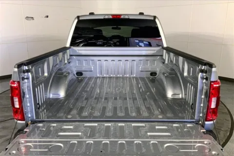 More photos of 2022 Ford F-150 XLT at Cable Dahmer Chrysler Dodge Jeep Ram of Kansas City, MO