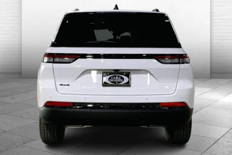 More photos of 2025 Jeep Grand Cherokee GRAND CHEROKEE ALTITUDE X 4X4 at Cable Dahmer Chrysler Dodge Jeep Ram of Kansas City, MO