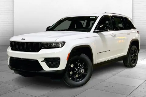 Photos of 2025 Jeep Grand Cherokee Altitude X for sale in Kansas City, MO at Cable Dahmer Chrysler Dodge Jeep Ram of Kansas City