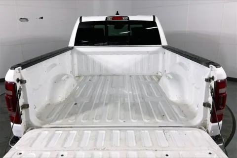 More photos of 2022 Ram 1500 Laramie at Cable Dahmer Chrysler Dodge Jeep Ram of Kansas City, MO
