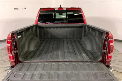 More photos of 2020 Ram 1500 Laramie at Cable Dahmer Chrysler Dodge Jeep Ram of Kansas City, MO