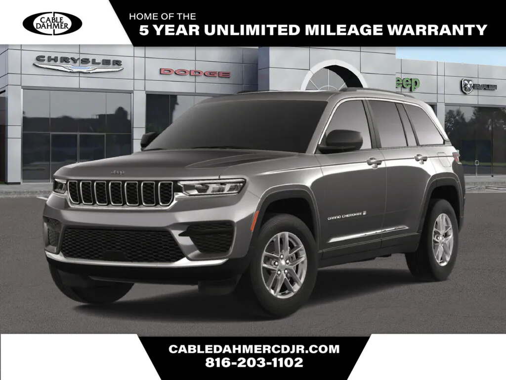 Gray 2025 Jeep Grand Cherokee Laredo X for sale in Kansas City, MO