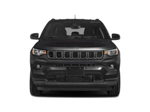 More photos of 2026 Jeep Compass Latitude at Cable Dahmer Chrysler Dodge Jeep Ram of Kansas City, MO